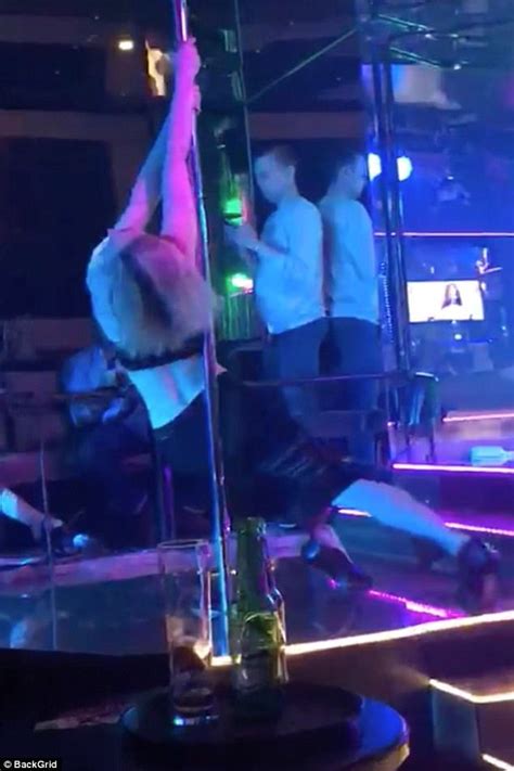 Striptease/Lapdance Erotic massage Kyosai
